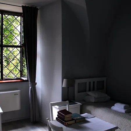 Dom Gosci Opactwa Benedyktynow モーテル Tyniec