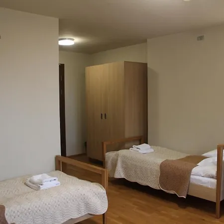 Dom Gosci Opactwa Benedyktynow Motel
