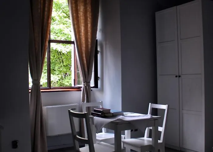 Motel Dom Gości Opactwa Benedyktynów 3*